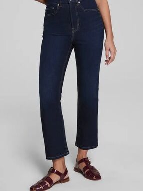 SPANX Flare Jeans – Size 4 – Dark Wash – NWT